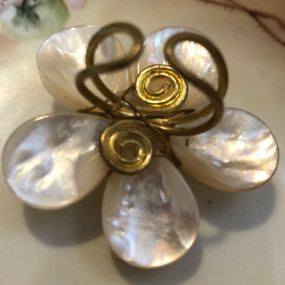 Adjustable shell ring - Picture 2 of 2